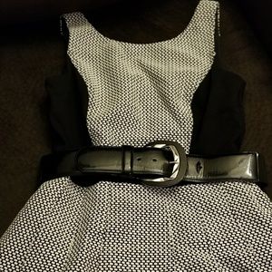 Beautiful White House Black Market dress size 2